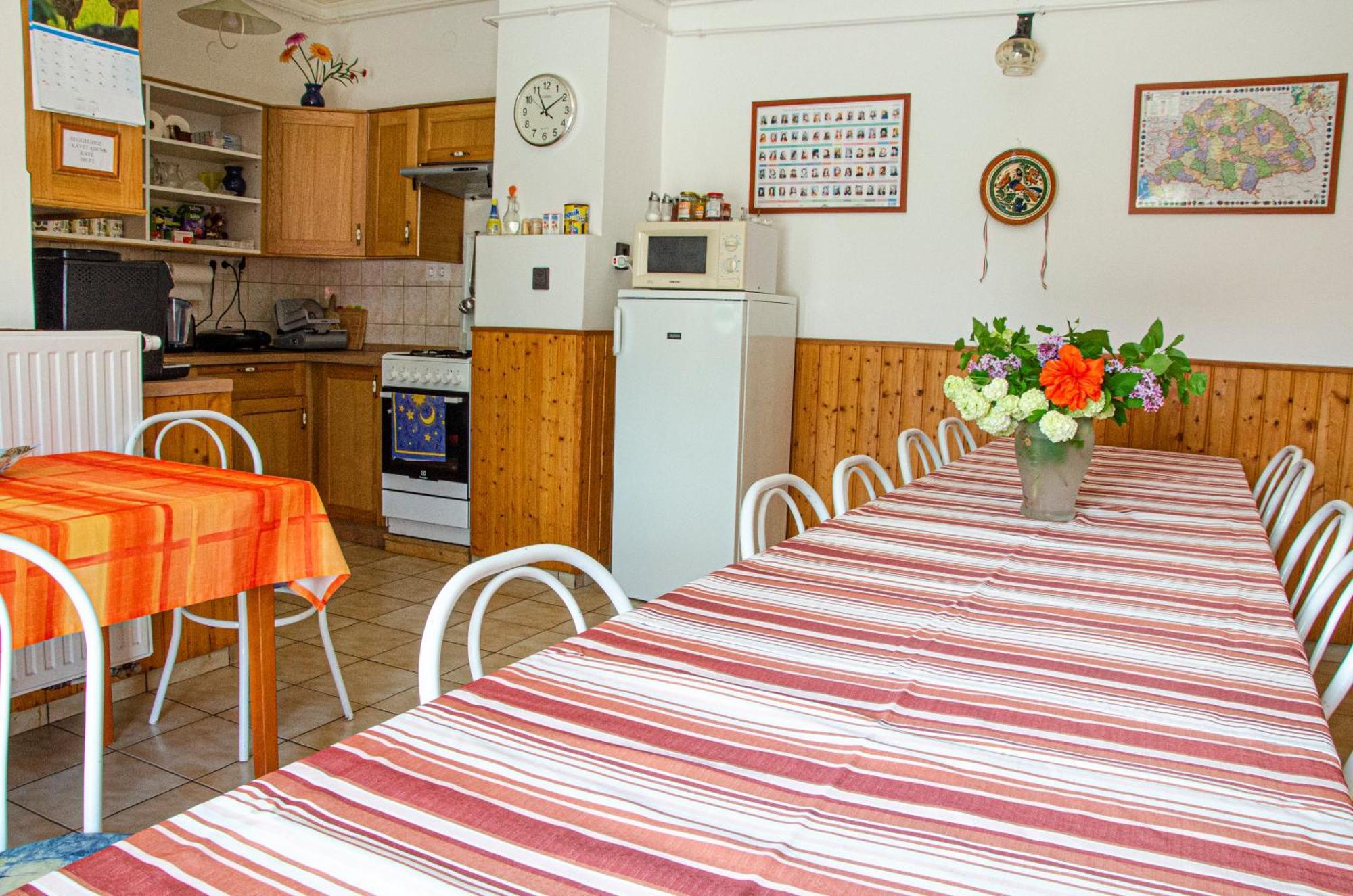 Bánóporta Hotel Köveskál Kültér fotó