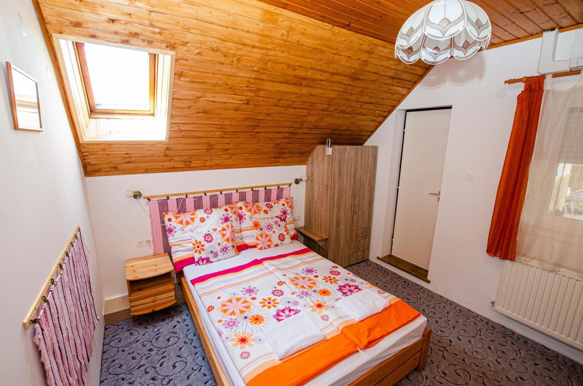 Bánóporta Hotel Köveskál Kültér fotó
