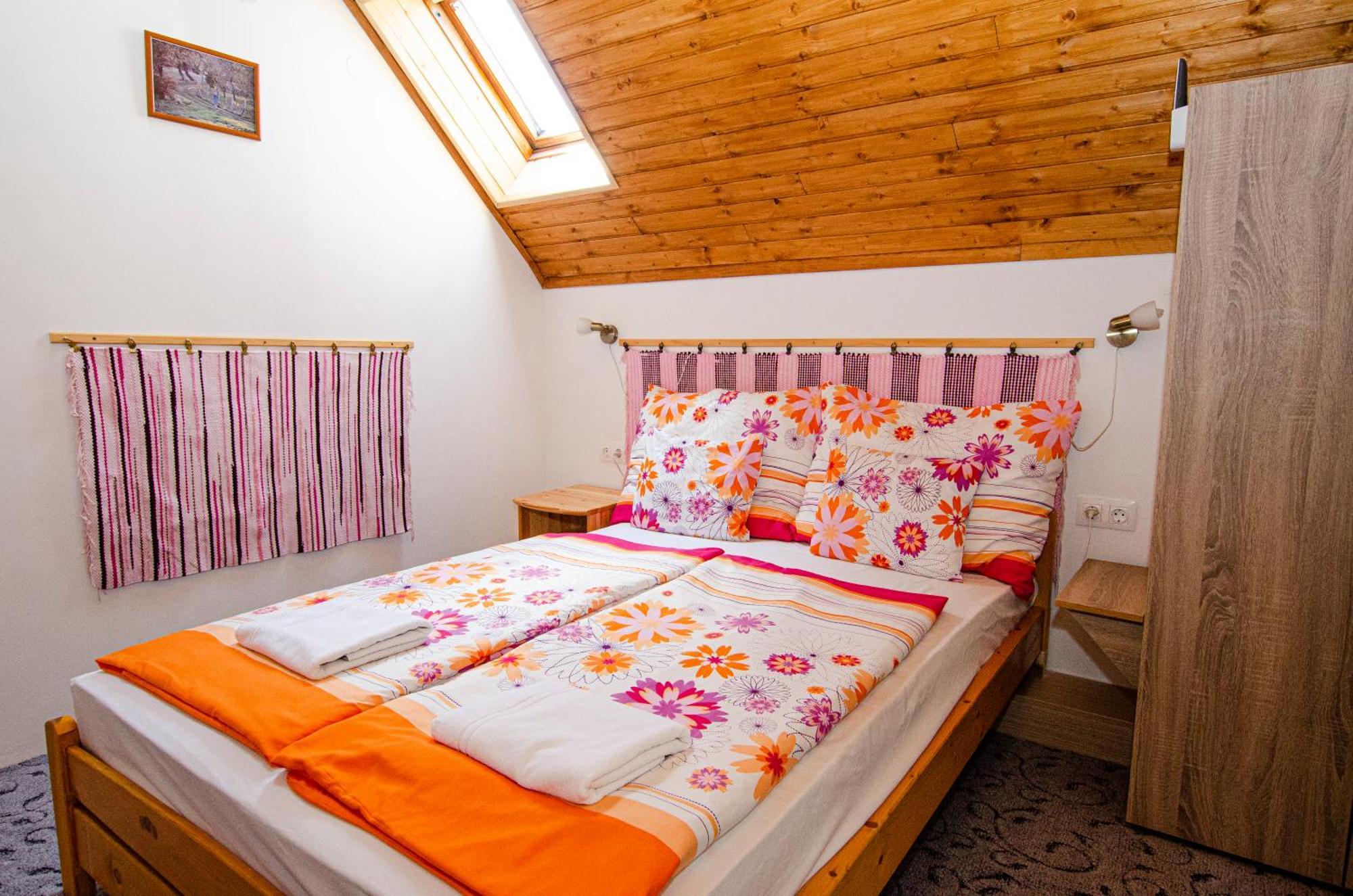 Bánóporta Hotel Köveskál Kültér fotó